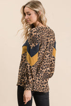 Load image into Gallery viewer, Leopard Chevron Top
